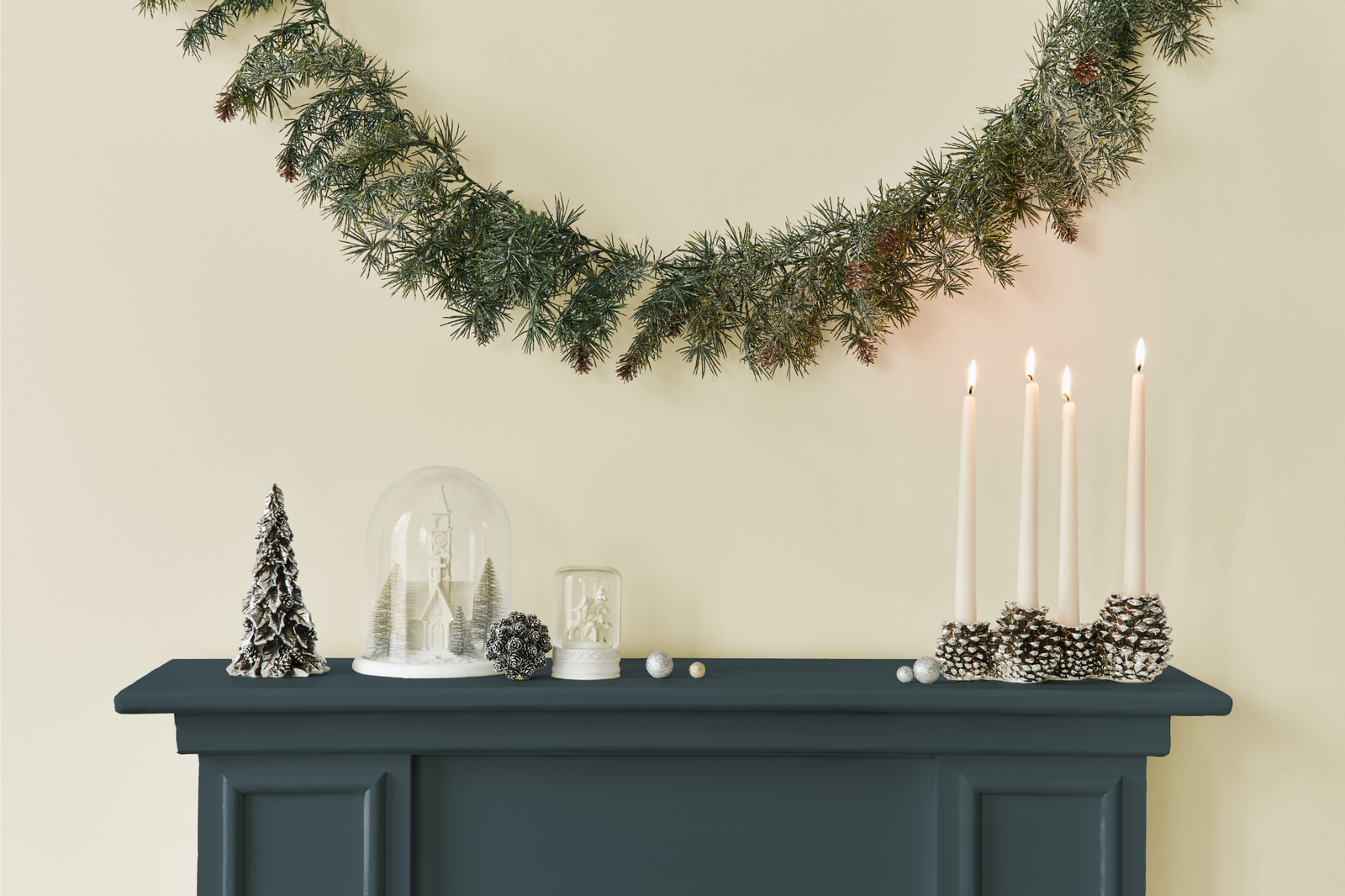 Candlelight & Colour: Creating a Warm, Luxurious Glow with CURATOR