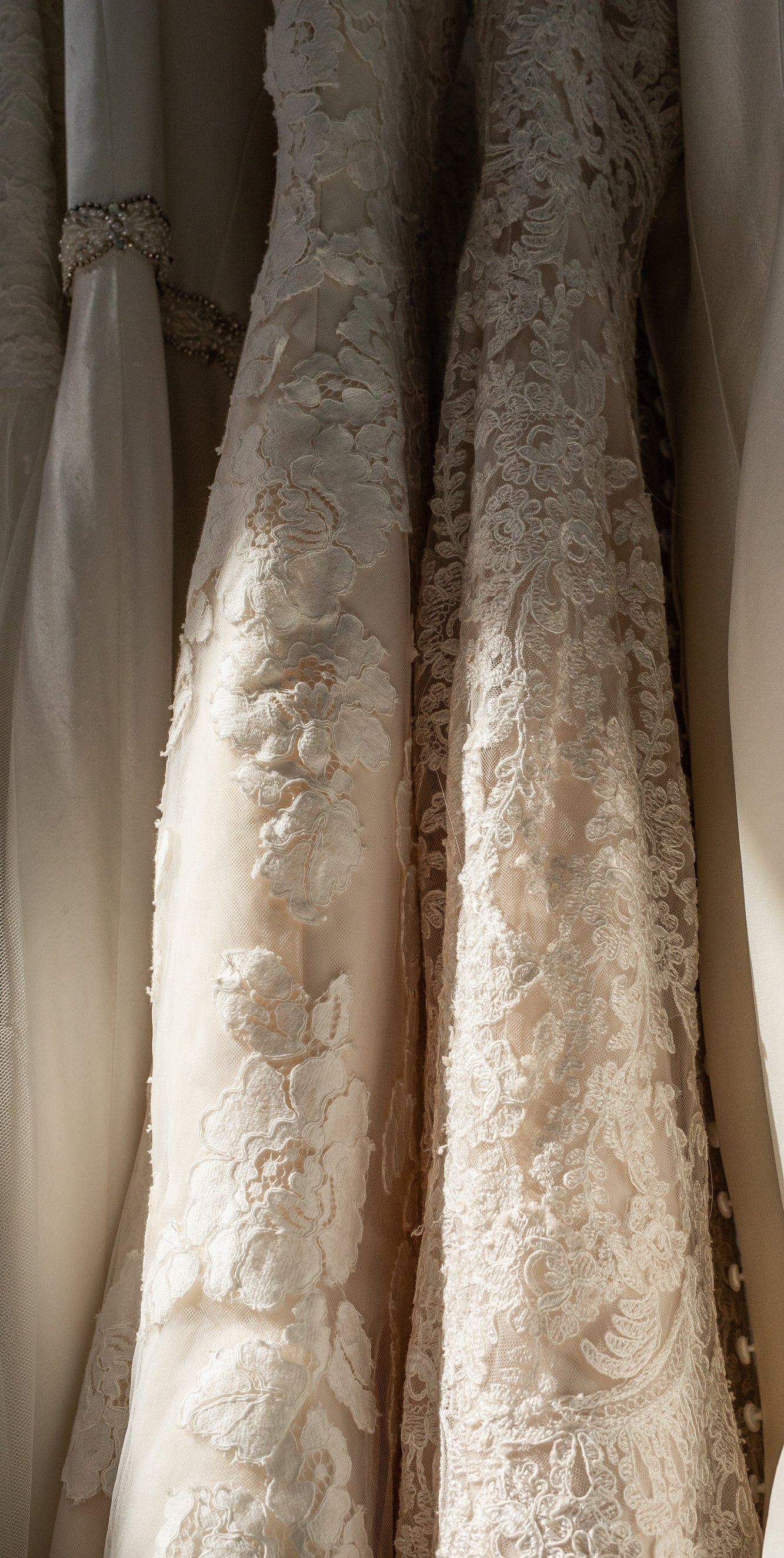 WEDDING DAY / Anne Gregory